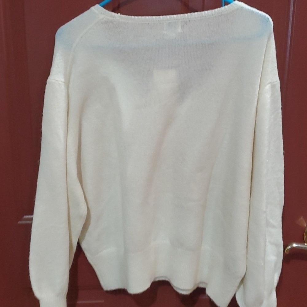 A new day Cream V-Neck CROP Sweater large - Picture 6 of 8
